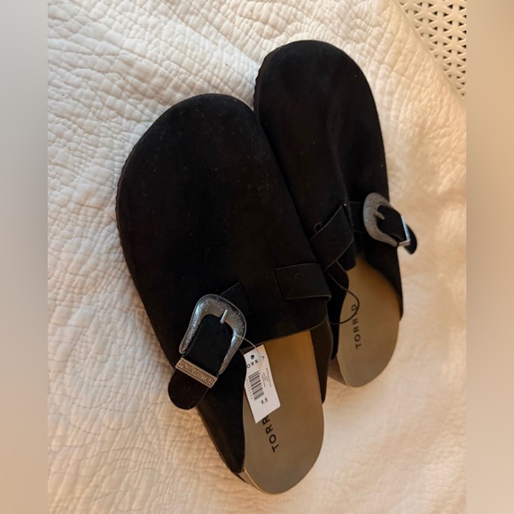Torrid Black Buckle slide on clogs NWT 9.5 - Picture 3 of 5
